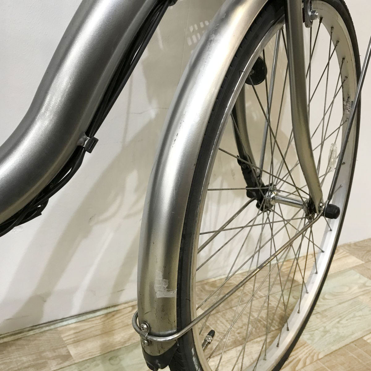 ブリヂストン アシスタファイン シルバー 26インチ KK071 【中古車】