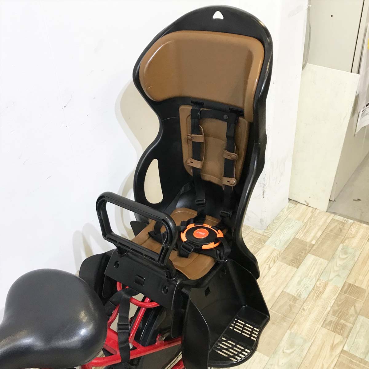 ブリヂストン アンジェリーノプティットe レッド 20インチ KK085 【中古車】