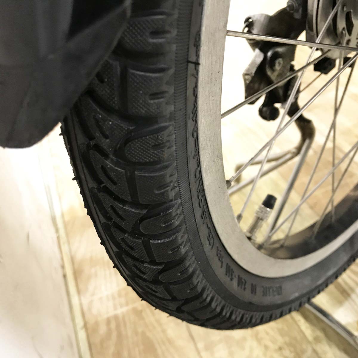 ブリヂストン アンジェリーノプティットe レッド 20インチ KK085 【中古車】