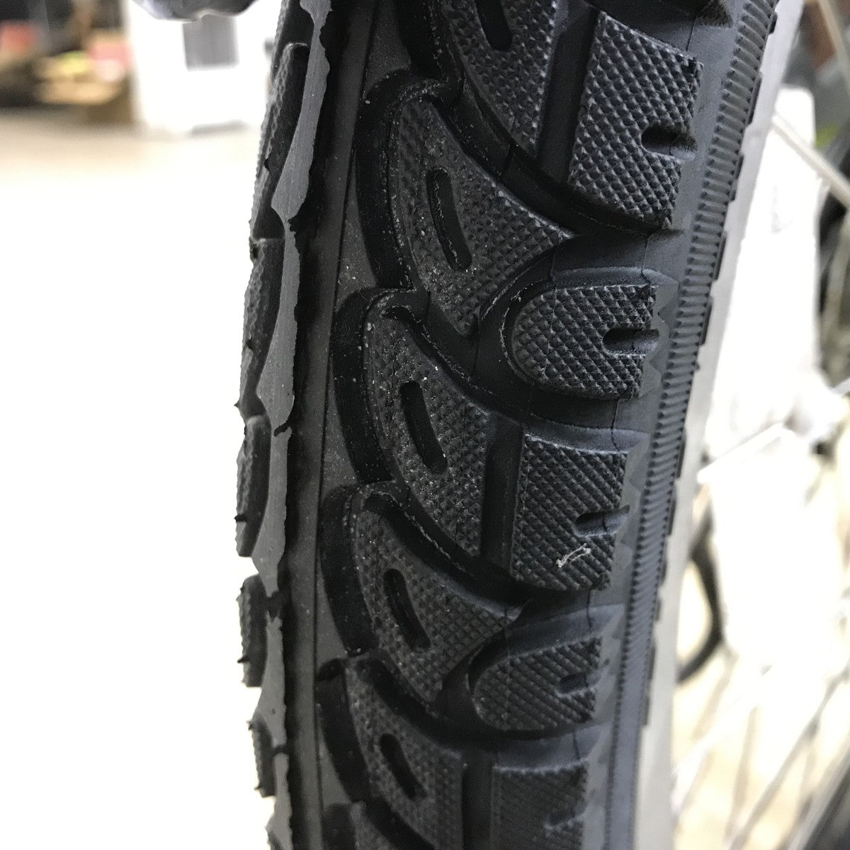 ブリヂストン ビッケモブdd（デュアルドライブ） ブルー 20インチ KK086 【中古車】