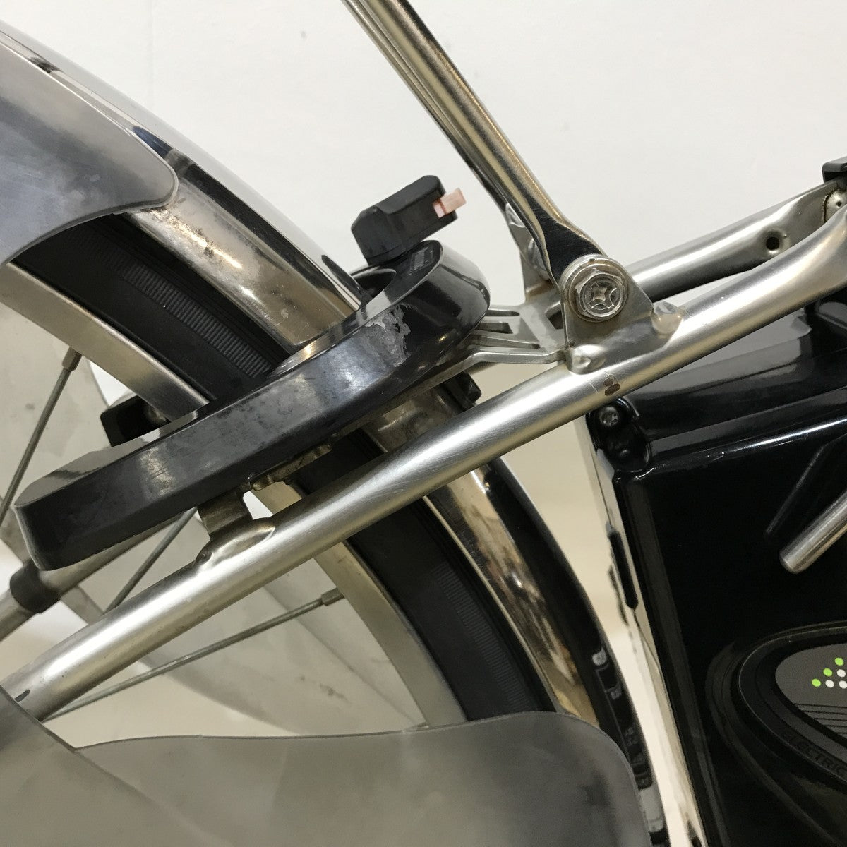 中古電動自転車 パナソニック ビビDX シルバー 26インチ KK088