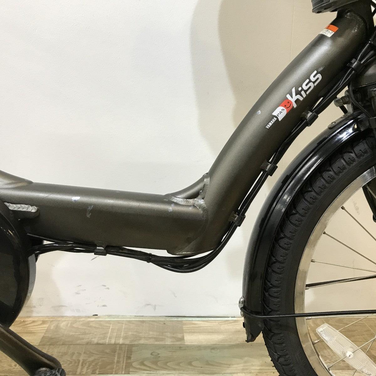 中古電動自転車 ヤマハ PAS キッスミニ グレー 20インチ KK095