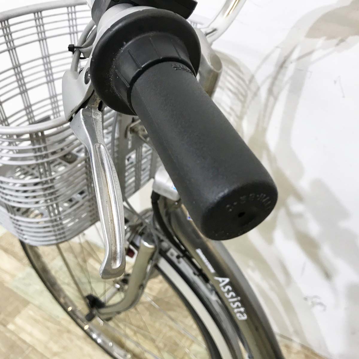 ブリヂストン アシスタDX シルバー 26インチ KK100 【中古車】