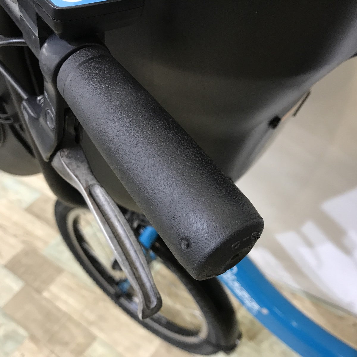 中古電動自転車 ヤマハ パスキッスミニアン ブルー 20インチ KK113