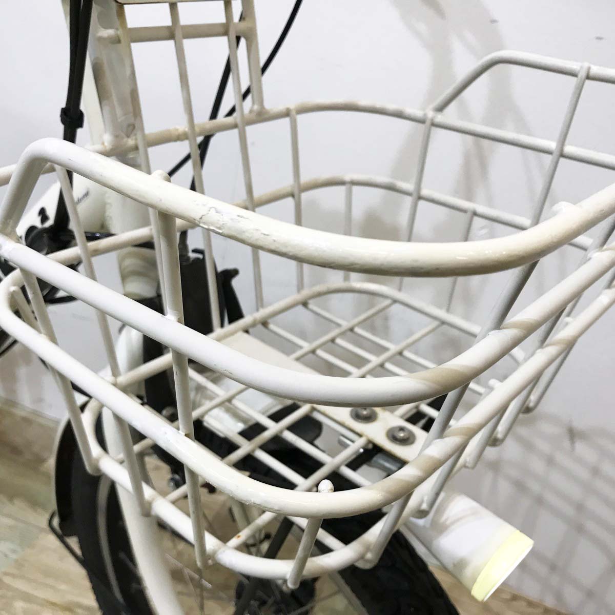 ブリヂストン ビッケ2e ホワイト 20インチ KL044 【中古車】