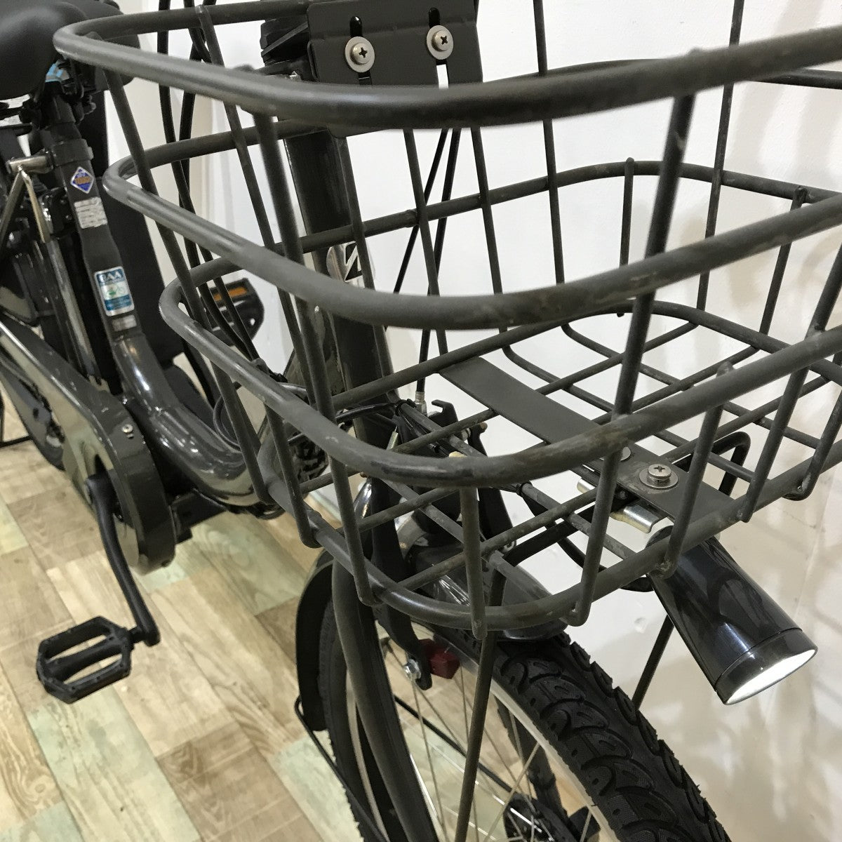 ブリヂストン ビッケe グレー 20インチ KL051 【中古車】