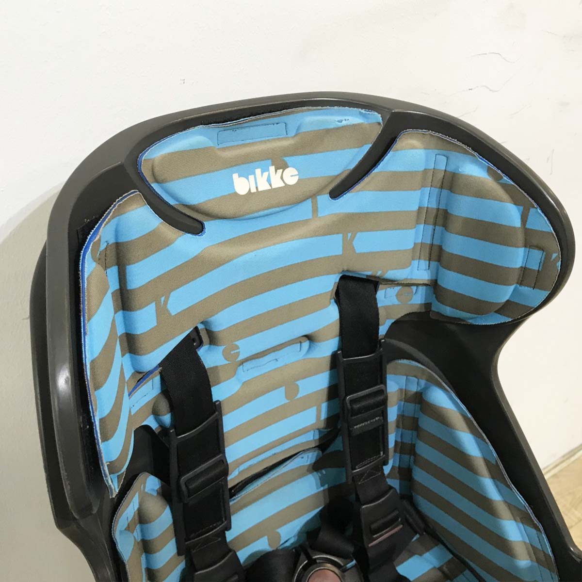 ブリヂストン ビッケe グレー 20インチ KL051 【中古車】