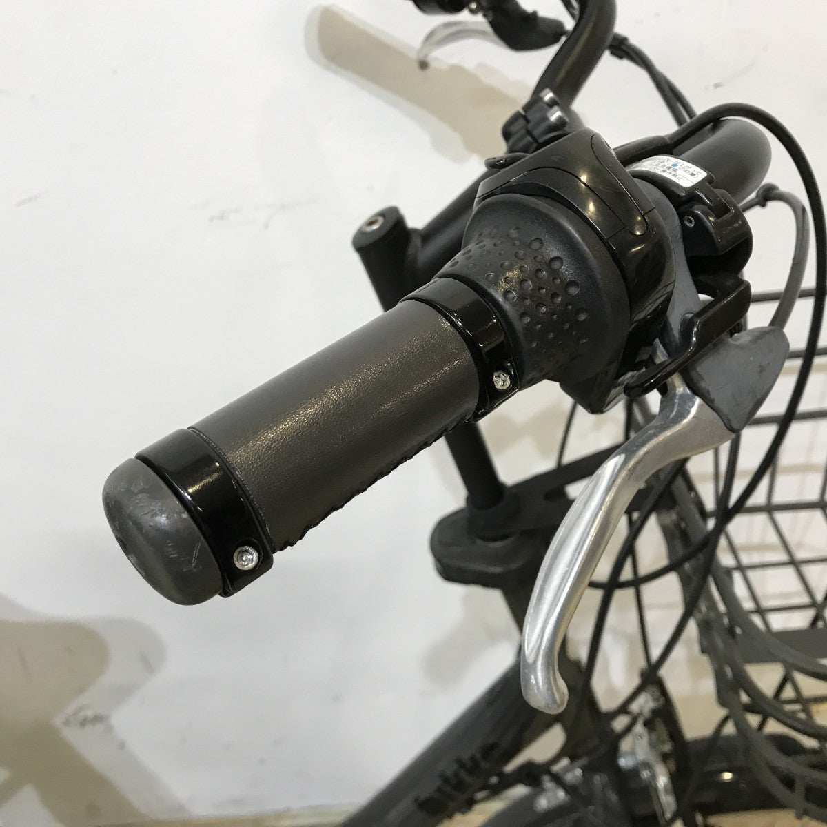 中古電動自転車 ブリヂストン ビッケe グレー 20インチ KL051
