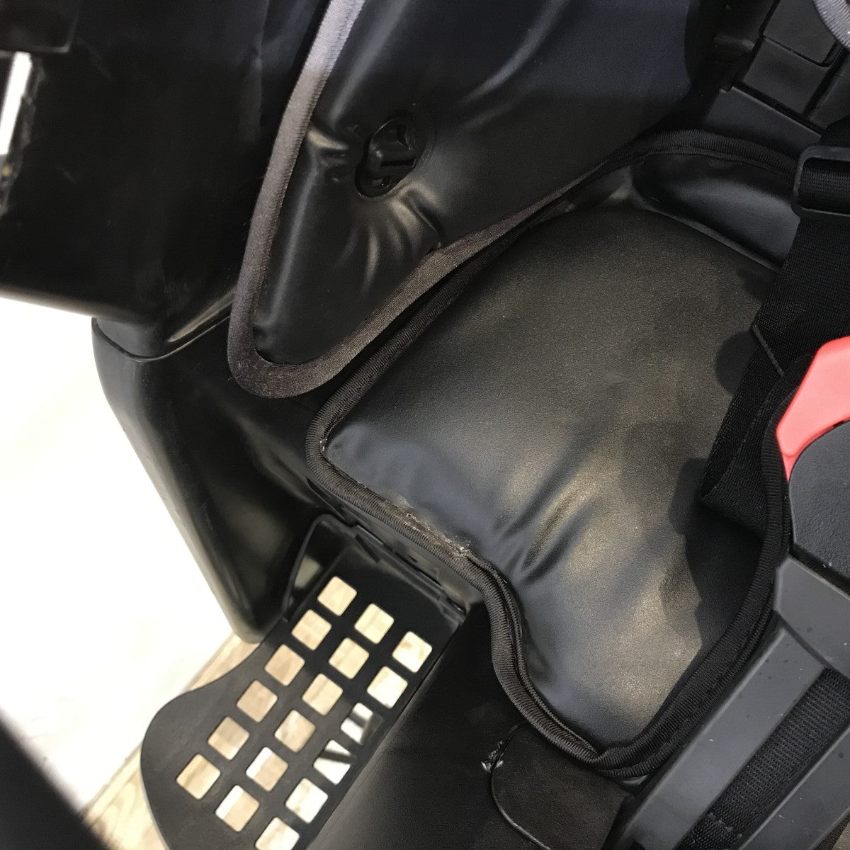 パナソニック ギュットアニーズF DX ブラック 26インチ KL052 【中古車】