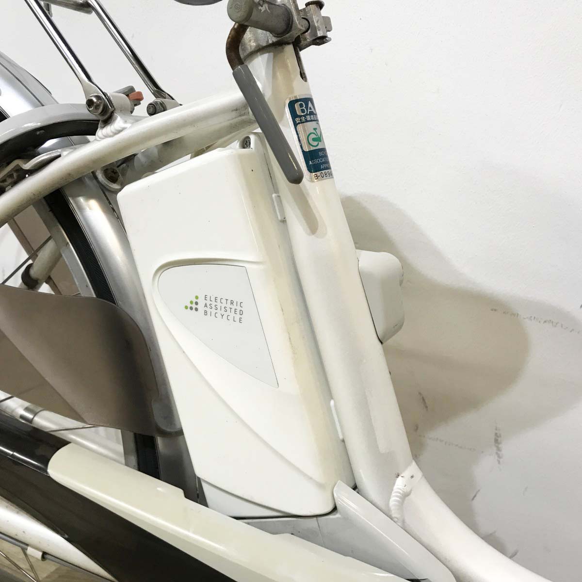 中古電動自転車 パナソニック ビビ ライトU ホワイト 26インチ KL067