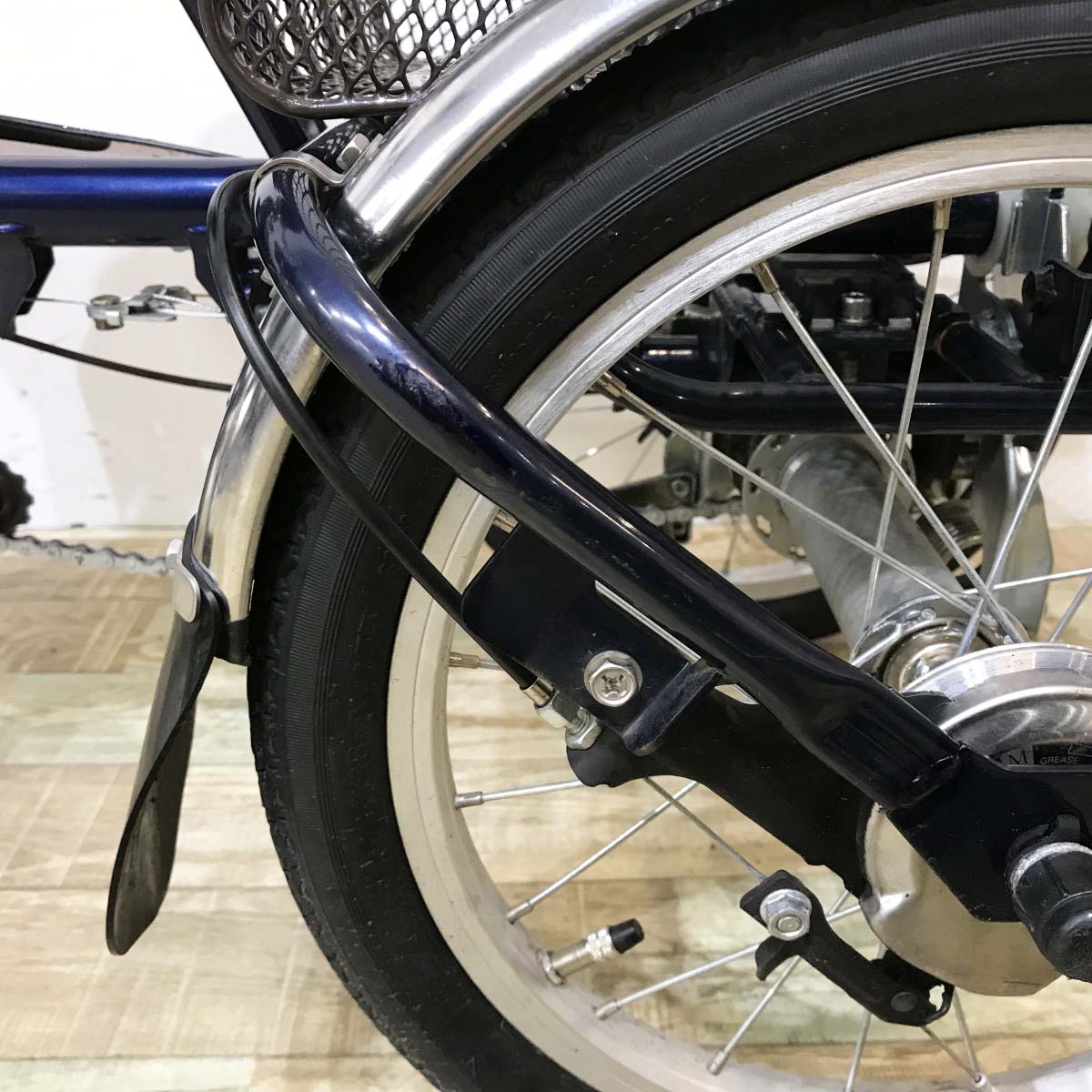 パナソニック ビビライフ ネイビー 18×16インチ KL081 【中古車】