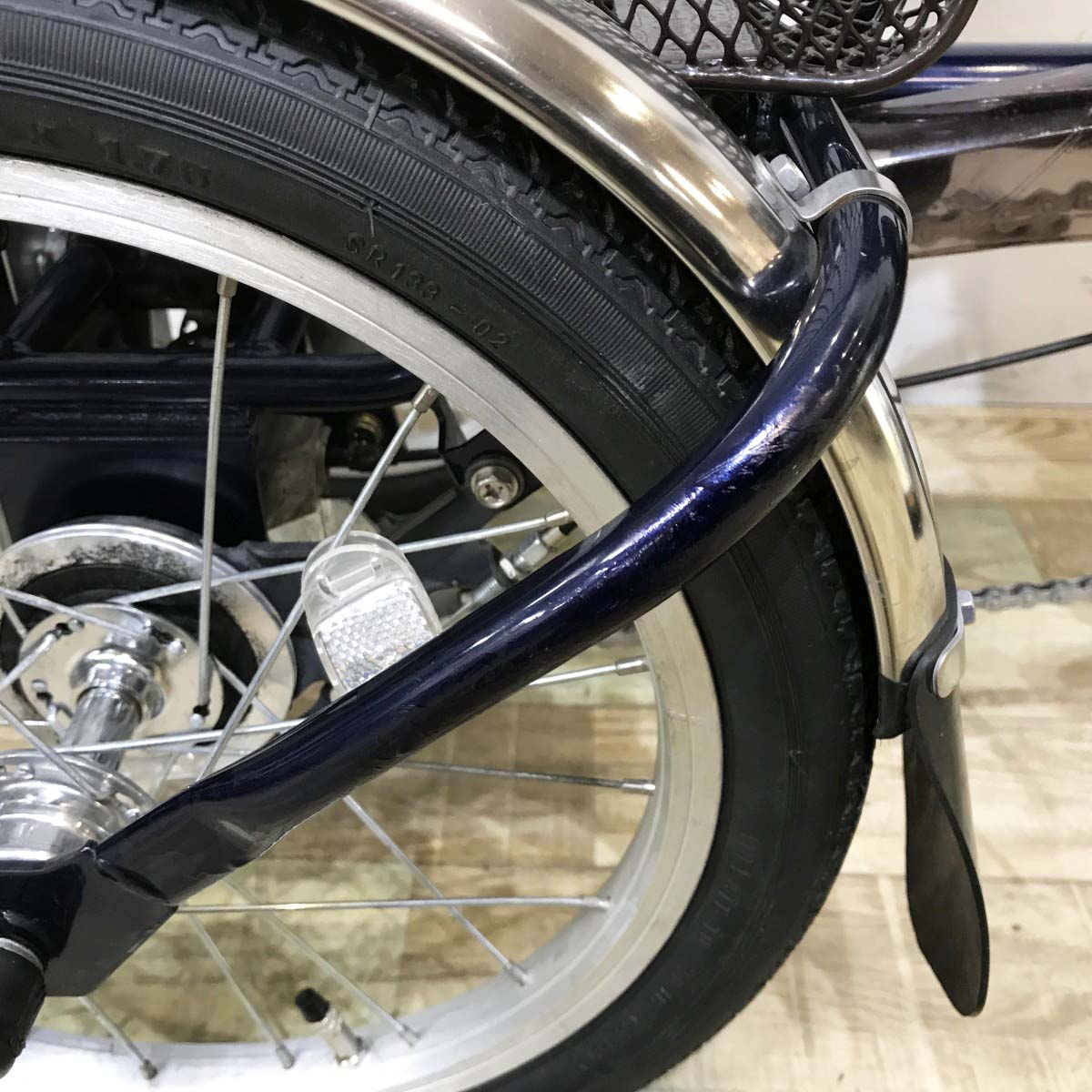 パナソニック ビビライフ ネイビー 18×16インチ KL081 【中古車】