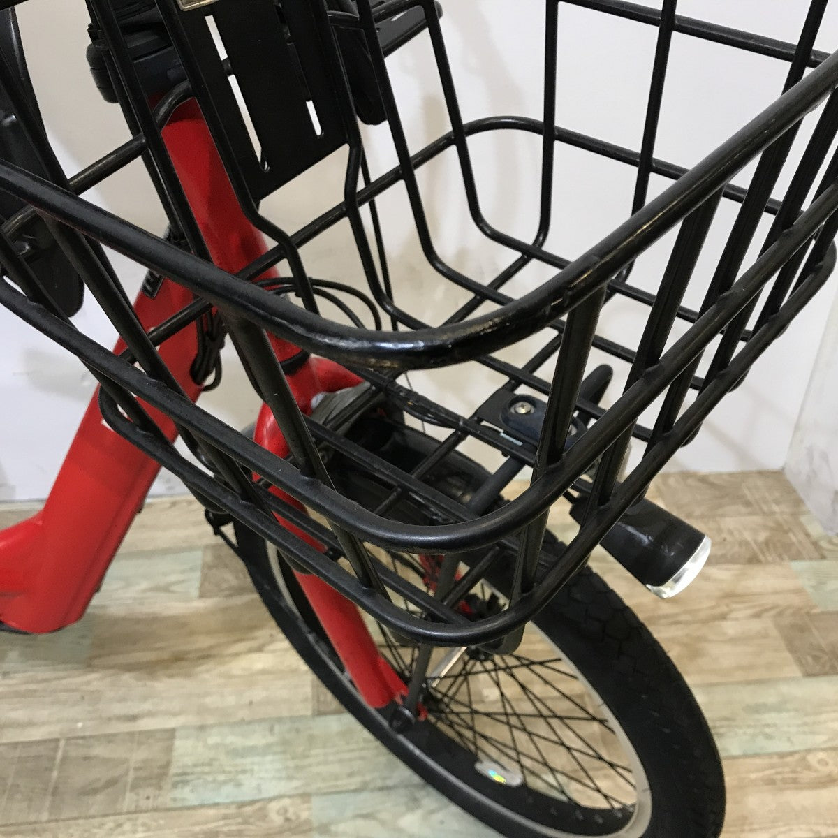 パナソニック ギュットアニーズ レッド 20インチ KL106 【中古車】
