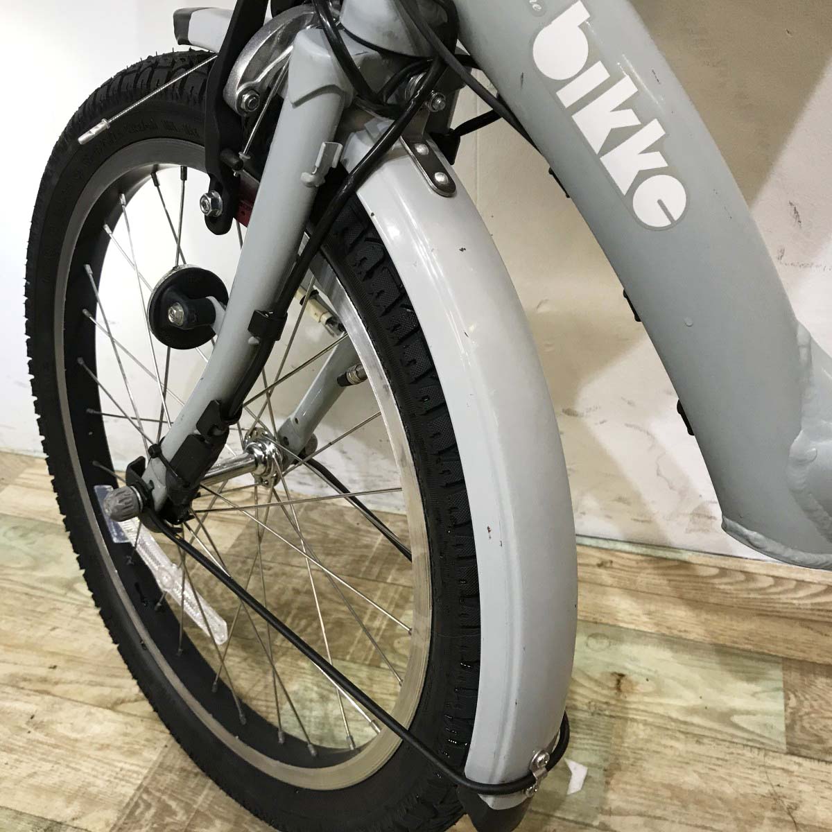 ブリヂストン ビッケポーラーe グレー 20インチ KL118 【中古車】