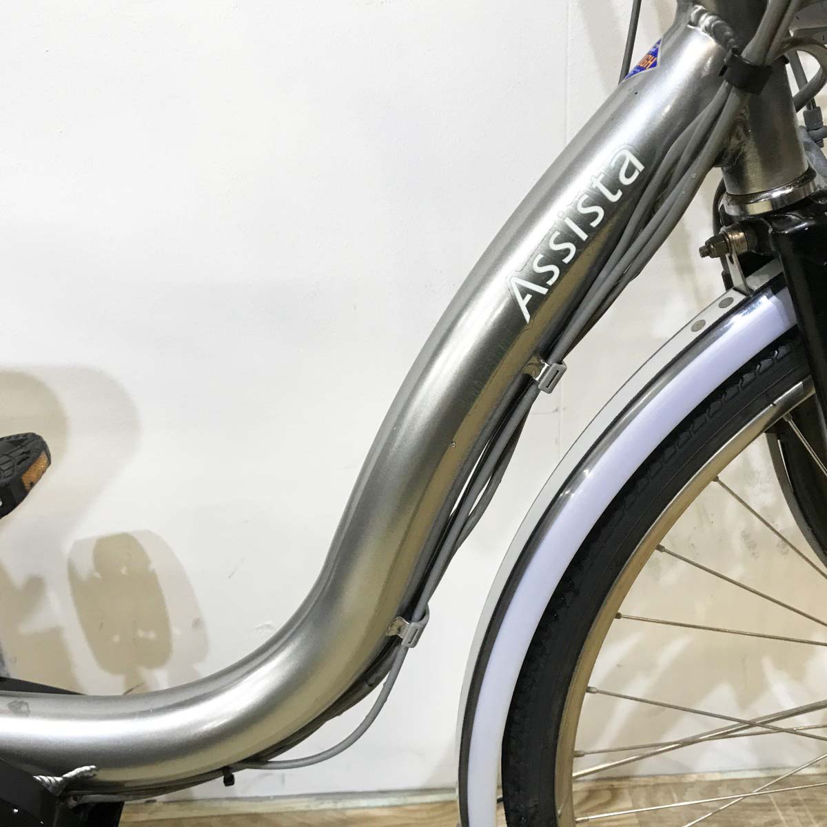 ブリヂストン アシスタ シルバー 26インチ KL126 【中古車】