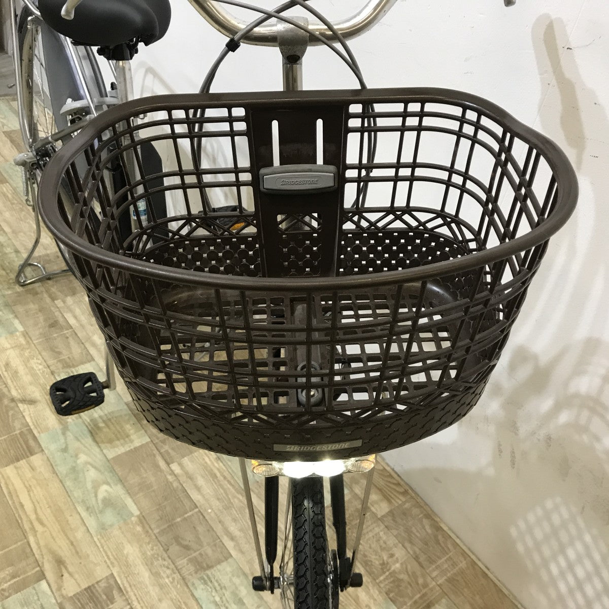 中古電動自転車 ブリヂストン アシスタ シルバー 26インチ KL126