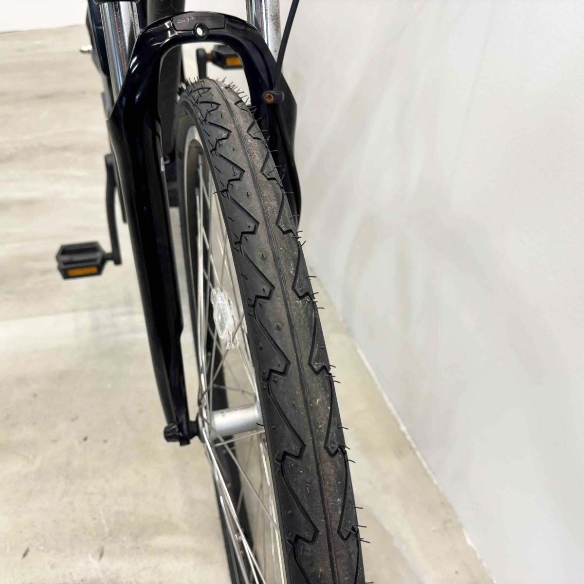 ブリヂストン リアルストリーム ブラック 26インチ SR430Y 【中古車】