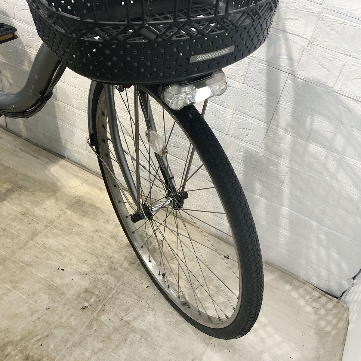 中古電動自転車 ブリヂストン アシスタ DX シルバー 26インチ YE093