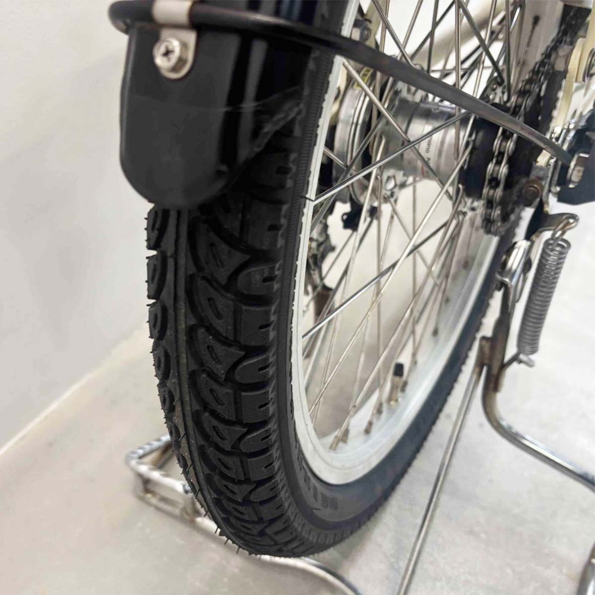 パナソニック ギュットミニDX ホワイト 20インチ YK001 【中古車】