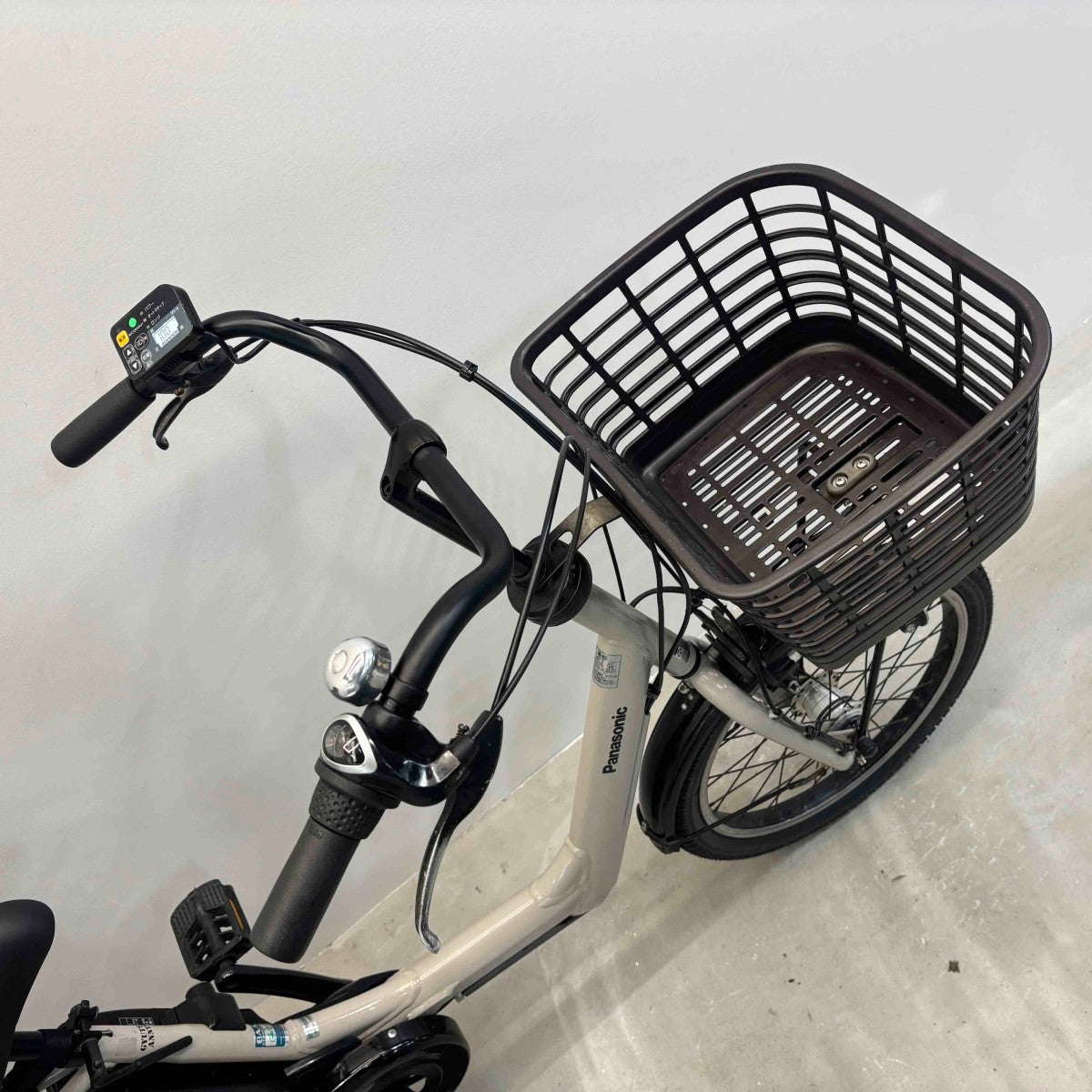 パナソニック ギュットアニーズ グレー 20インチ YK012 【中古車】