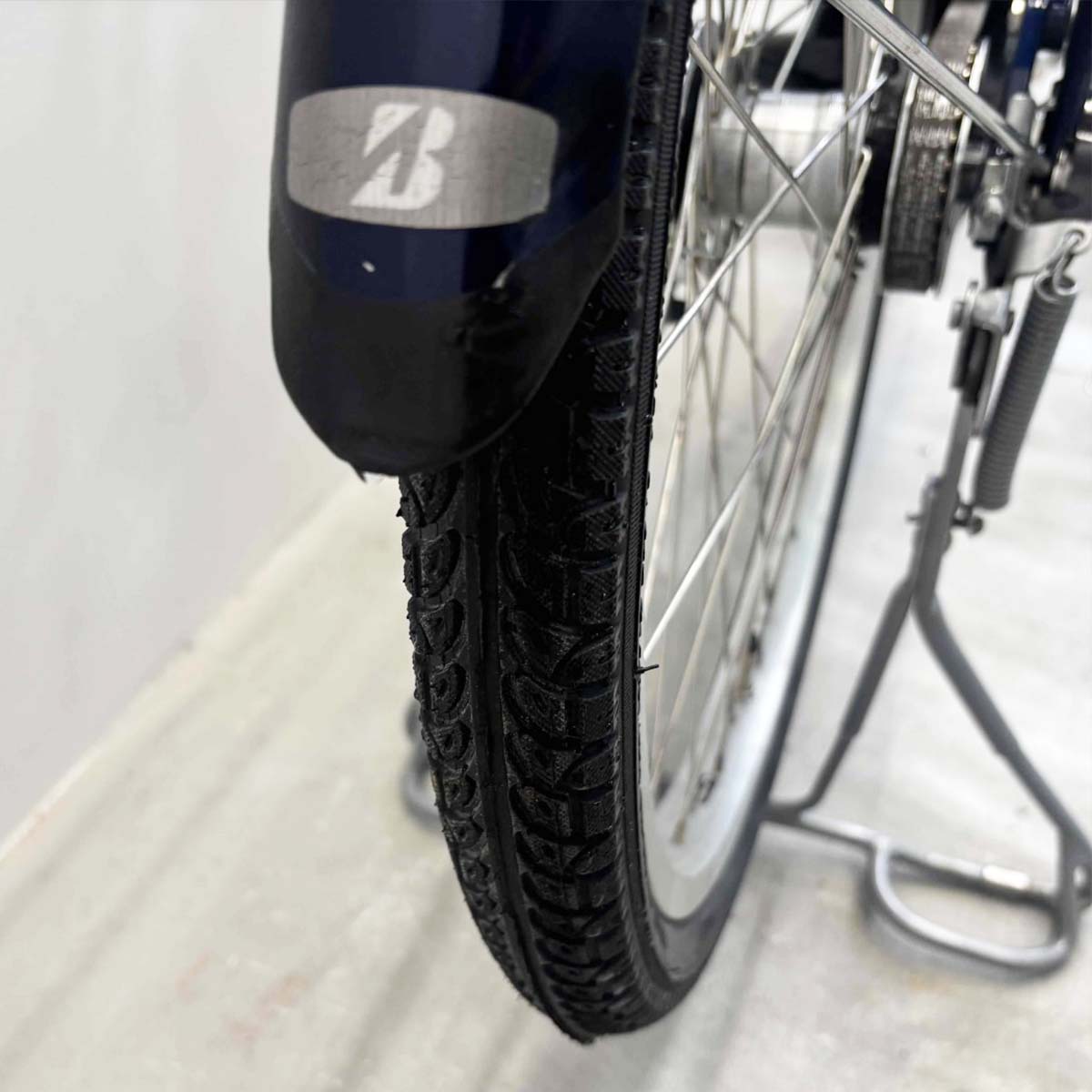 ブリヂストン フロンティア ラクット（デュアルドライブ） ネイビー 24インチ YK024 【中古車】