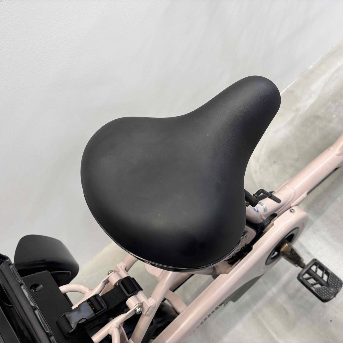 パナソニック ギュットアニーズDX ピンク 20インチ YK040 【中古車】