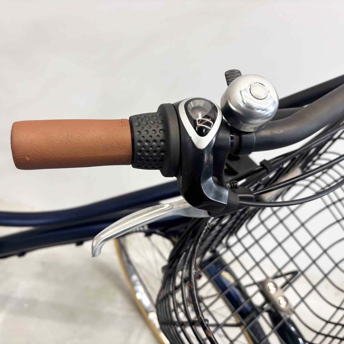 中古電動自転車 ヤマハ PAS アミ ネイビー 26インチ YK051