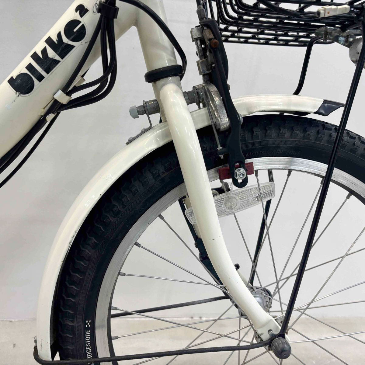 ブリヂストン ビッケ2e ホワイト 20インチ YK055 【中古車】