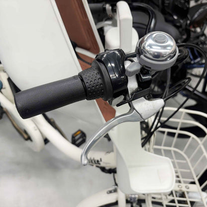 ブリヂストン ビッケ2e ホワイト 20インチ YK056 【中古車】
