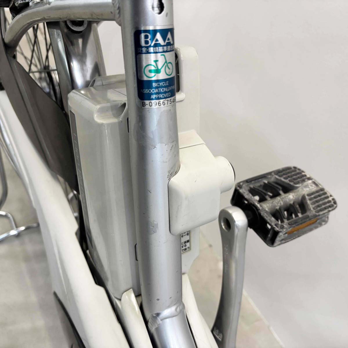 パナソニック ビビNX

 シルバー 26インチ YK084 【中古車】