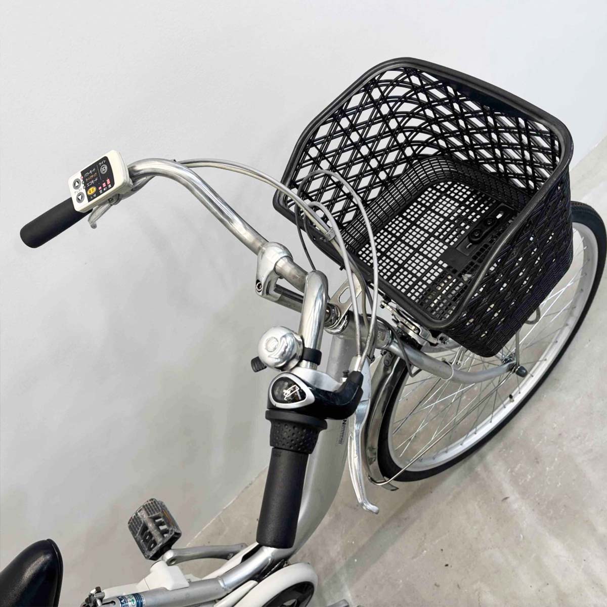パナソニック ビビNX

 シルバー 26インチ YK084 【中古車】