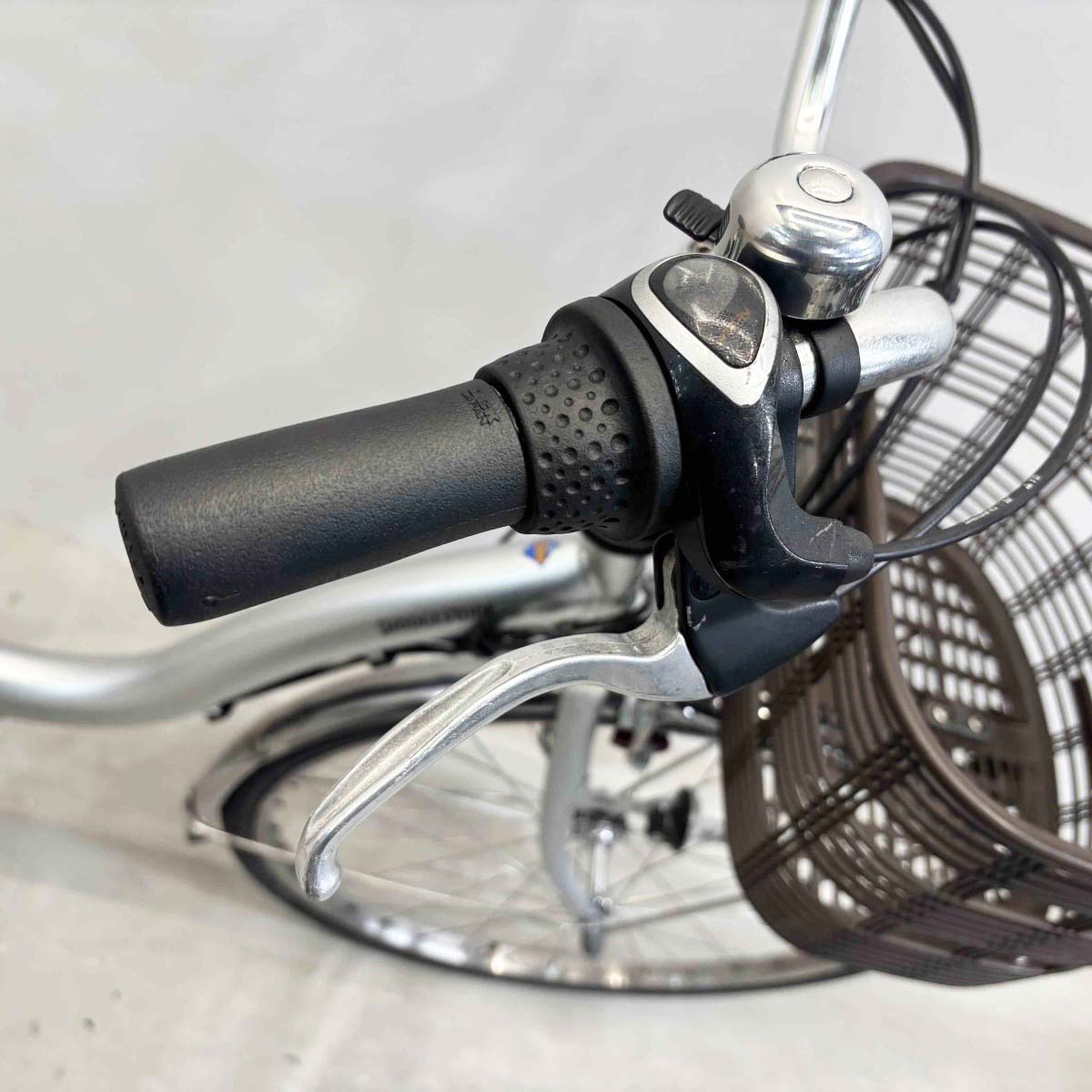 中古電動自転車 ブリヂストン アシスタU DX シルバー 26インチ YK093