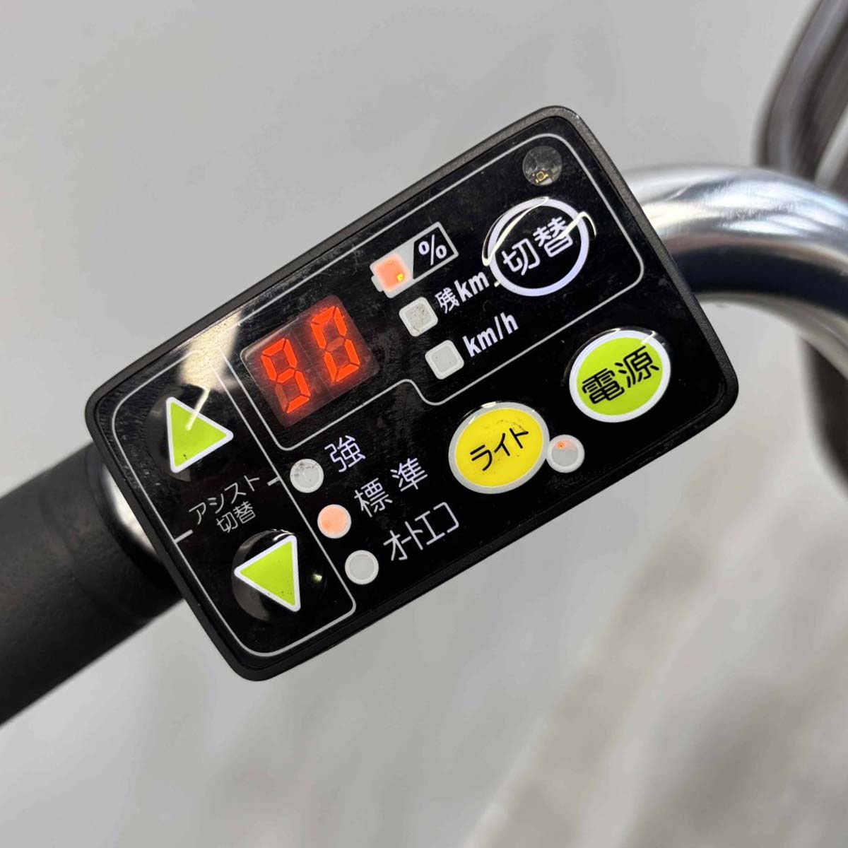 ブリヂストン アシスタU DX シルバー 26インチ YK093 【中古車】