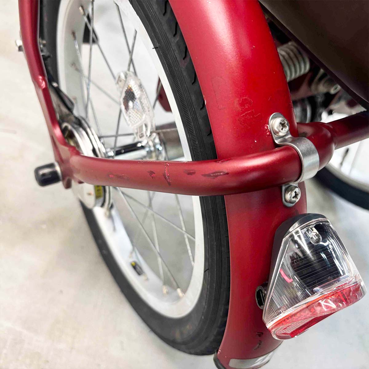 ブリヂストン ラクットワゴン（デュアルドライブ） レッド 20×16インチ YK098 【中古車】