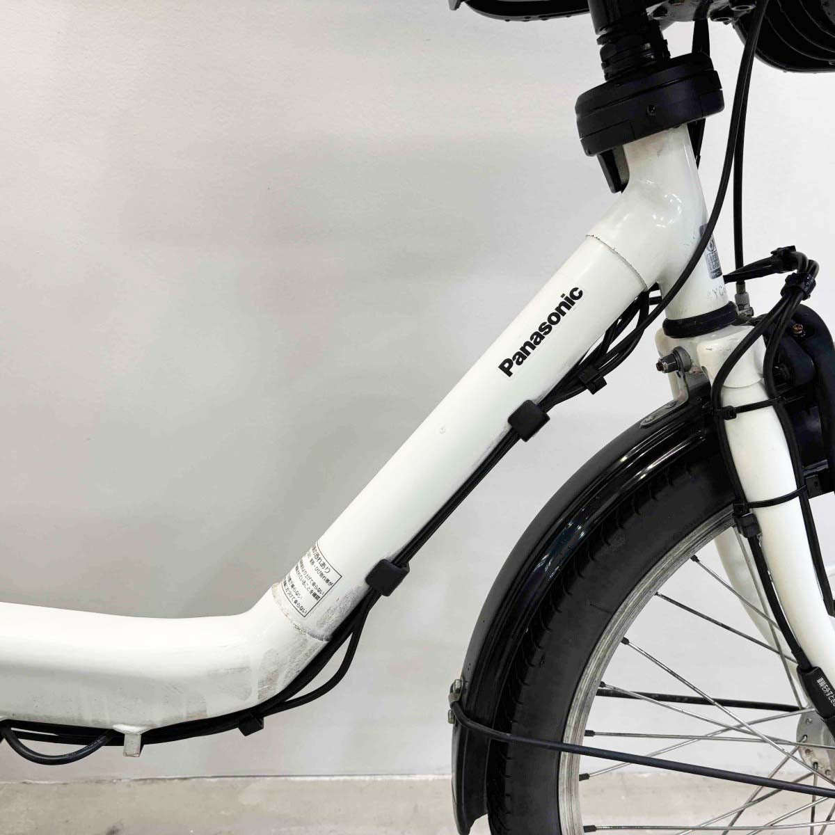パナソニック ギュットミニDX ホワイト 20インチ YK102 【中古車】