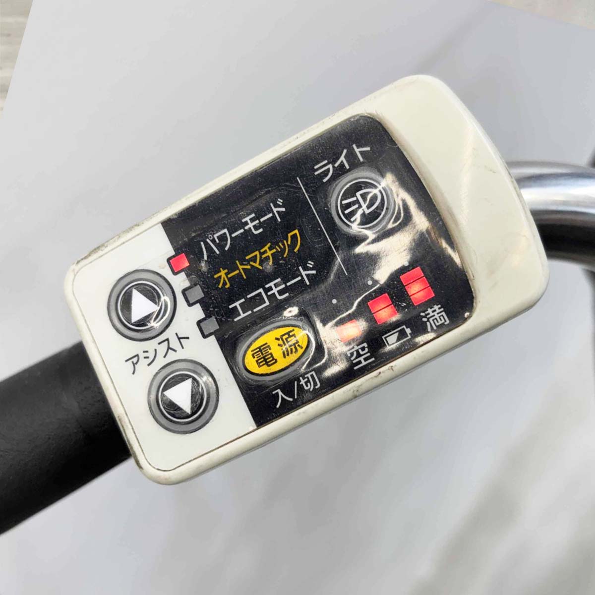 中古電動自転車 パナソニック ビビNX シルバー 26インチ YL033