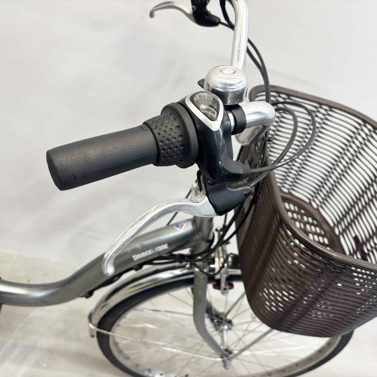 中古電動自転車 ブリヂストン アシスタU DX シルバー 26インチ YL040