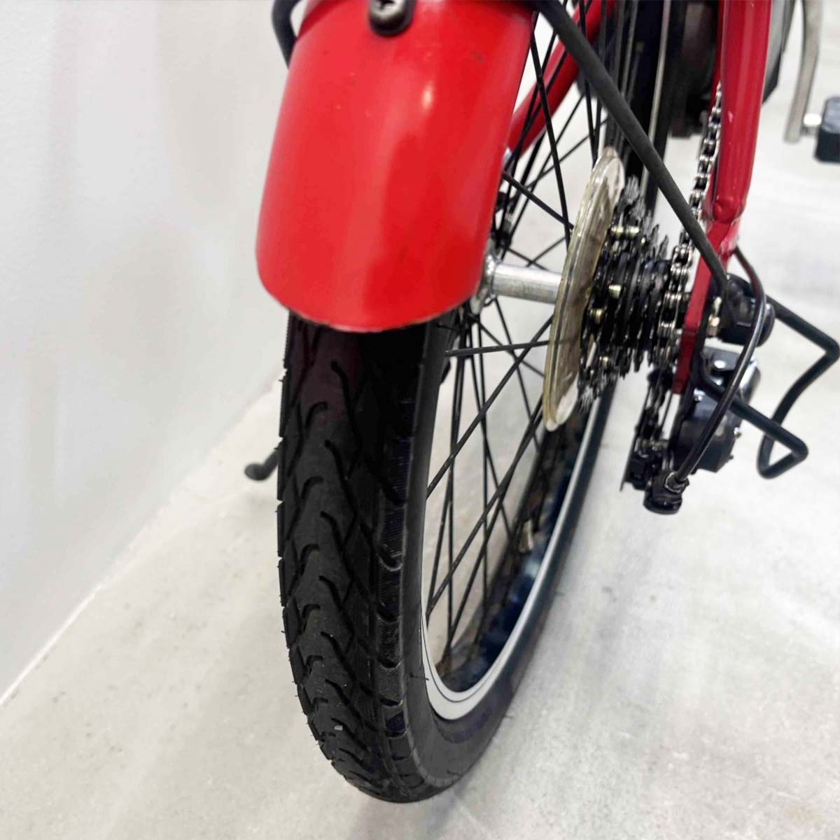 パナソニック オフタイム レッド 18×20インチ YL048 【中古車】