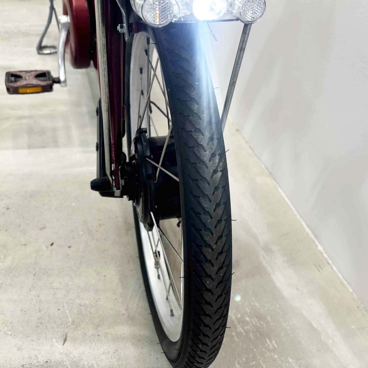 ブリヂストン フロンティア ラクット（デュアルドライブ） レッド 20インチ YL064 【中古車】