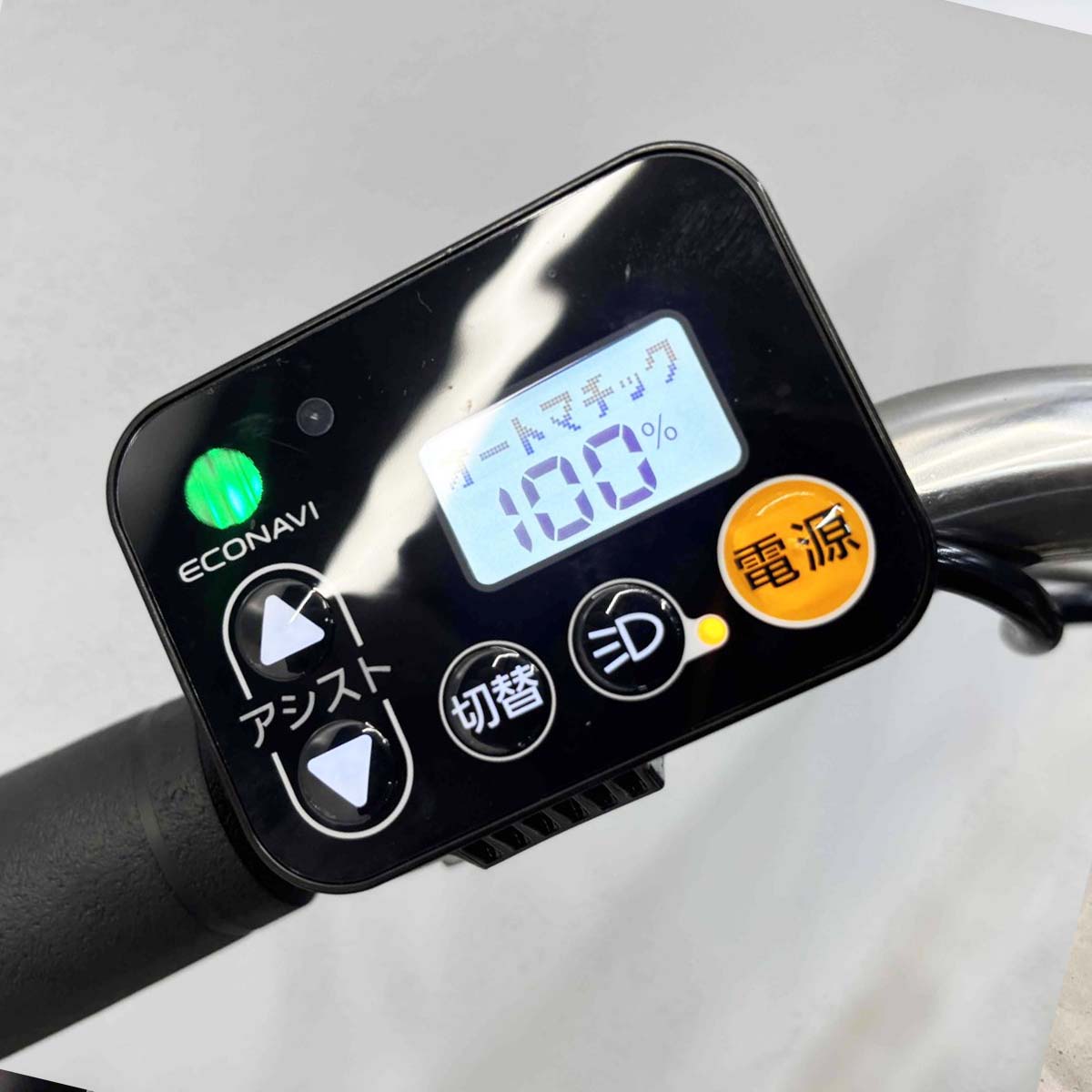 中古電動自転車 パナソニック ビビDX ホワイト 26インチ YL065