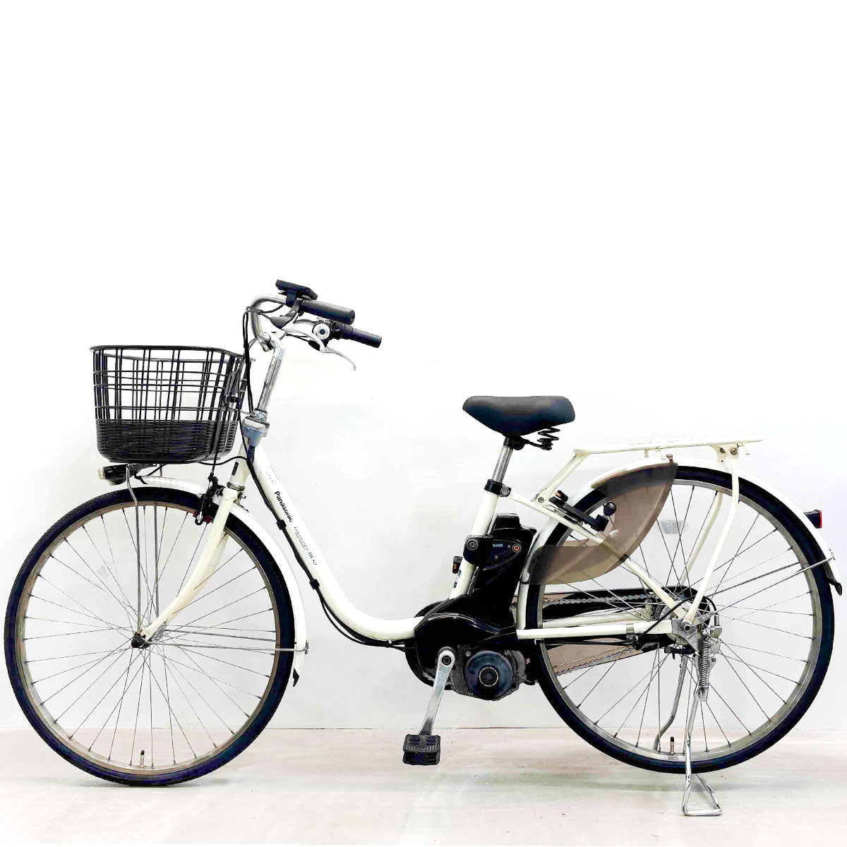 中古電動自転車 パナソニック ビビDX スペシャルデザイン ホワイト 26インチ YL078