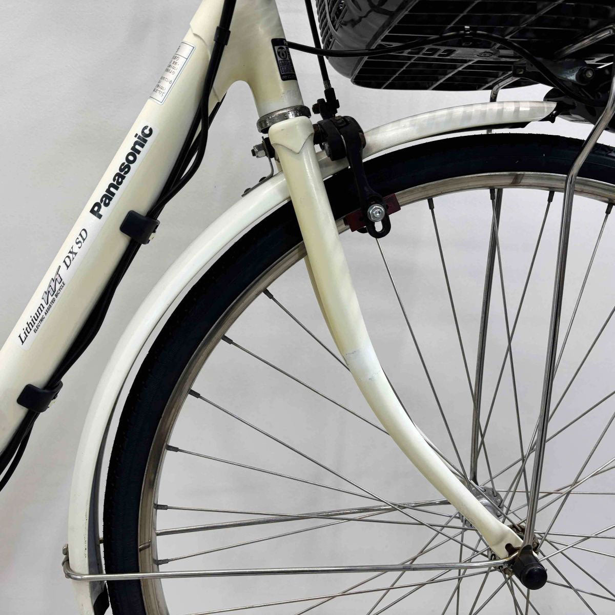 中古電動自転車 パナソニック ビビDX スペシャルデザイン ホワイト 26インチ YL078