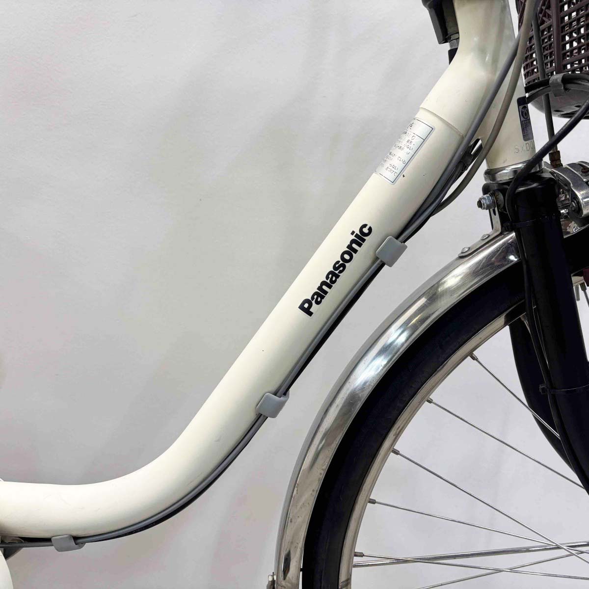 中古電動自転車 パナソニック ビビDX ホワイト 26インチ YL086
