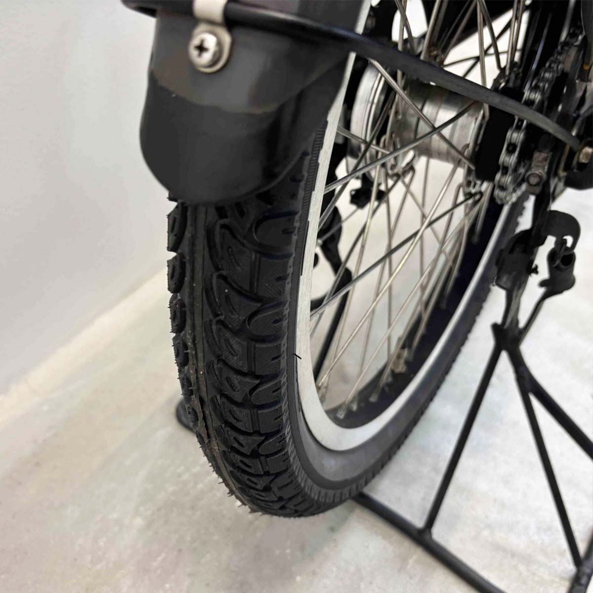 中古電動自転車 ブリヂストン ビッケモブe グレー 20インチ YL090