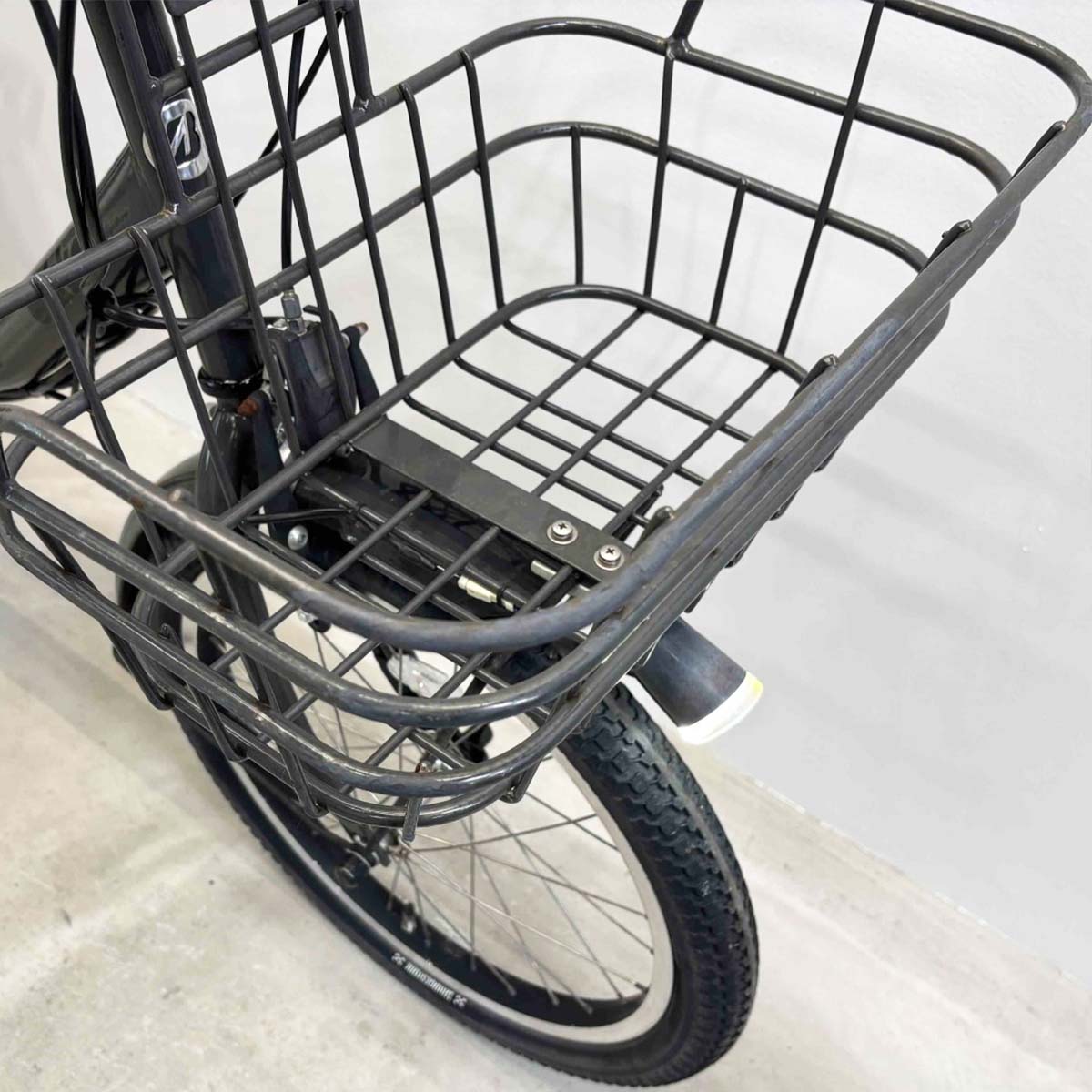 ブリヂストン ビッケモブe グレー 20インチ YL090 【中古車】