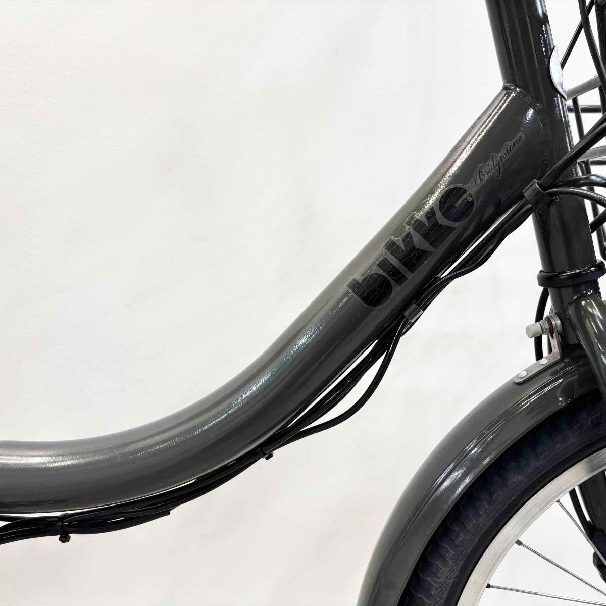 中古電動自転車 ブリヂストン ビッケモブe グレー 20インチ YL090